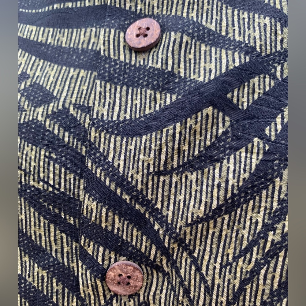 Silk Palm Leaf Hawaiian Button-Up Shirt - Picture 7 of 16